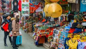 Tự sang Quảng Châu để nhập hàng