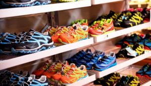 Đặc điểm giày nam được cung cấp tại kho sỉ giày nam tại Quảng Châu