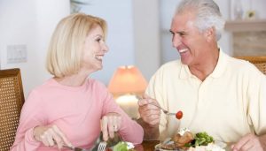 Các rào cản và hạn chế trong việc ăn uống của người già