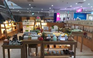 cửa hàng của thương hiệu tinh dầu GreenAroma