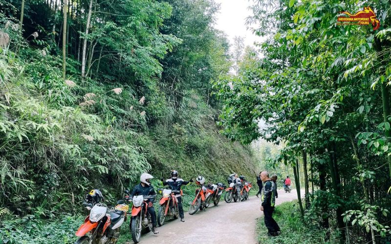 phượt xe máy cùng Vietnam Adventure